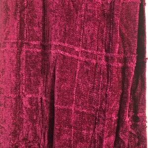 NWT Elegant Magenta Textured Women's Scarf